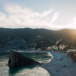 Monterosso • <a style="font-size:0.8em;" href="http://www.flickr.com/photos/96122682@N08/37933937652/" target="_blank">View on Flickr</a>