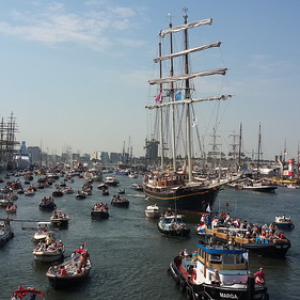 • <a style="font-size:0.8em;" href="http://www.flickr.com/photos/96122682@N08/41721343605/" target="_blank">View on Flickr</a>