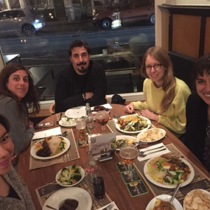 La ultima cena con Sole, Cori, David y Aniko La ultima cena con Sole, Cori, David y Aniko • <a style="font-size:0.8em;" href="http://www.flickr.com/photos/96122682@N08/27753167697/" target="_blank">View on Flickr</a>