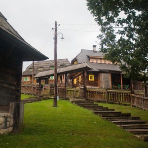 • <a style="font-size:0.8em;" href="http://www.flickr.com/photos/96122682@N08/37274642284/" target="_blank">View on Flickr</a>