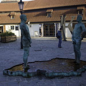 David Černý, es el escultor más impresionante de Republica Checa • <a style="font-size:0.8em;" href="http://www.flickr.com/photos/96122682@N08/37898053626/" target="_blank">View on Flickr</a>