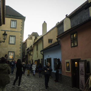 Callejón del Oro Callejón del Oro • <a style="font-size:0.8em;" href="http://www.flickr.com/photos/96122682@N08/26175823559/" target="_blank">View on Flickr</a>
