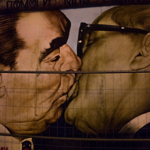 • <a style="font-size:0.8em;" href="http://www.flickr.com/photos/96122682@N08/37302538624/" target="_blank">View on Flickr</a>