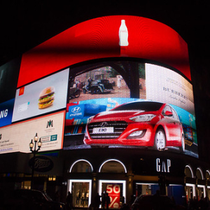 Picadilly circus • <a style="font-size:0.8em;" href="http://www.flickr.com/photos/96122682@N08/24145655358/" target="_blank">View on Flickr</a>