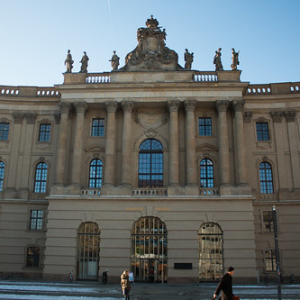 De esta universidad salieron 29 premios Nobel... si, 29 De esta universidad salieron 29 premios Nobel... si, 29 • <a style="font-size:0.8em;" href="http://www.flickr.com/photos/96122682@N08/37958521506/" target="_blank">View on Flickr</a>