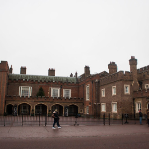 Palacio de St. James, antigua residencia oficial de los monarcas Palacio de St. James, antigua residencia oficial de los monarcas • <a style="font-size:0.8em;" href="http://www.flickr.com/photos/96122682@N08/37288052824/" target="_blank">View on Flickr</a>