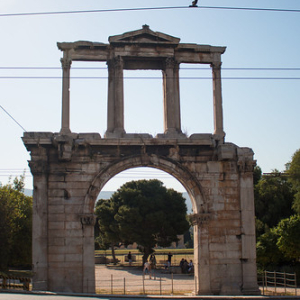 Arco de Adriano Arco de Adriano • <a style="font-size:0.8em;" href="http://www.flickr.com/photos/96122682@N08/38014154281/" target="_blank">View on Flickr</a>