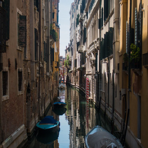 • <a style="font-size:0.8em;" href="http://www.flickr.com/photos/96122682@N08/26188746409/" target="_blank">View on Flickr</a>