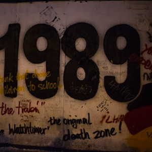 • <a style="font-size:0.8em;" href="http://www.flickr.com/photos/96122682@N08/38012083181/" target="_blank">View on Flickr</a>