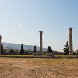 Templo de Zeus (o lo que queda de él) • <a style="font-size:0.8em;" href="http://www.flickr.com/photos/96122682@N08/38014149531/" target="_blank">View on Flickr</a>