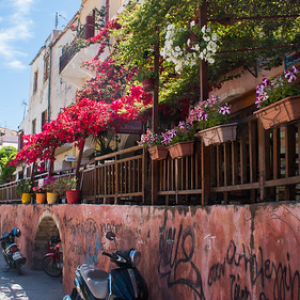 Chania Chania • <a style="font-size:0.8em;" href="http://www.flickr.com/photos/96122682@N08/37970261346/" target="_blank">View on Flickr</a>