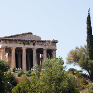 El Hefestión, donde se rendía culto a Hefesto, díos de la metalurgia y a Atenea Ergané, diosa de la cerámica y artesanía. Ubicado en el Ágora, centro comercial, cerca de talleres de ceramístas y trabajo en metal El Hefestión, donde se rendía culto a Hefesto, díos de la metalurgia y a Atenea Ergané, diosa de la cerámica y artesanía. Ubicado en el Ágora, centro comercial, cerca de talleres de ceramístas y trabajo en metal • <a style="font-size:0.8em;" href="http://www.flickr.com/photos/96122682@N08/38014126371/" target="_blank">View on Flickr</a>