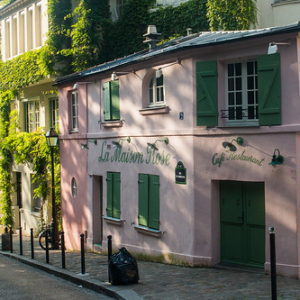 Más recuerdos de cabaret en Montmarte... Más recuerdos de cabaret en Montmarte... • <a style="font-size:0.8em;" href="http://www.flickr.com/photos/96122682@N08/37255548714/" target="_blank">View on Flickr</a>