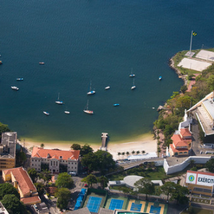 • <a style="font-size:0.8em;" href="http://www.flickr.com/photos/96122682@N08/37943842836/" target="_blank">View on Flickr</a>