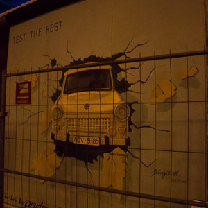 • <a style="font-size:0.8em;" href="http://www.flickr.com/photos/96122682@N08/26235555359/" target="_blank">View on Flickr</a>