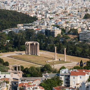 El templo de Zeus visto desde la Acrópolis • <a style="font-size:0.8em;" href="http://www.flickr.com/photos/96122682@N08/24162485568/" target="_blank">View on Flickr</a>