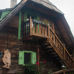 • <a style="font-size:0.8em;" href="http://www.flickr.com/photos/96122682@N08/37953415382/" target="_blank">View on Flickr</a>