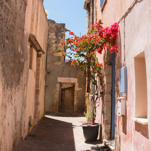 Chania Chania • <a style="font-size:0.8em;" href="http://www.flickr.com/photos/96122682@N08/38023707751/" target="_blank">View on Flickr</a>