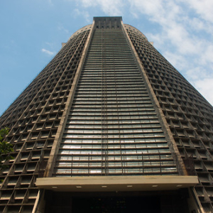 Esto es una iglesia Esto es una iglesia • <a style="font-size:0.8em;" href="http://www.flickr.com/photos/96122682@N08/37287653334/" target="_blank">View on Flickr</a>