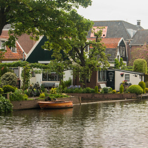 Edam Edam • <a style="font-size:0.8em;" href="http://www.flickr.com/photos/96122682@N08/37254595014/" target="_blank">View on Flickr</a>