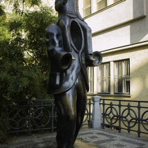 Monumento a Kafka Monumento a Kafka • <a style="font-size:0.8em;" href="http://www.flickr.com/photos/96122682@N08/37242090024/" target="_blank">View on Flickr</a>