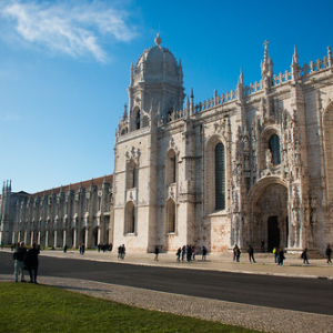 Mosteiro dos Jerónimos Mosteiro dos Jerónimos • <a style="font-size:0.8em;" href="http://www.flickr.com/photos/96122682@N08/37304384404/" target="_blank">View on Flickr</a>