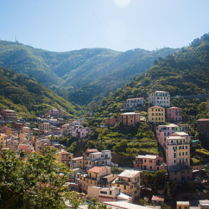 Riomaggiore • <a style="font-size:0.8em;" href="http://www.flickr.com/photos/96122682@N08/37933953642/" target="_blank">View on Flickr</a>