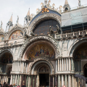 • <a style="font-size:0.8em;" href="http://www.flickr.com/photos/96122682@N08/37933504912/" target="_blank">View on Flickr</a>