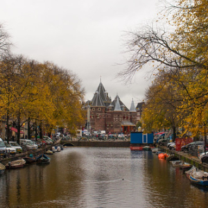 Nieuwmarkt Nieuwmarkt • <a style="font-size:0.8em;" href="http://www.flickr.com/photos/96122682@N08/37959323812/" target="_blank">View on Flickr</a>