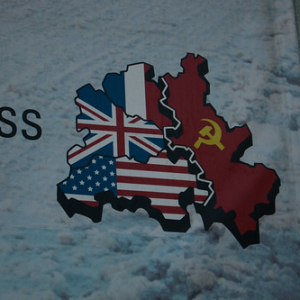 • <a style="font-size:0.8em;" href="http://www.flickr.com/photos/96122682@N08/37958543956/" target="_blank">View on Flickr</a>