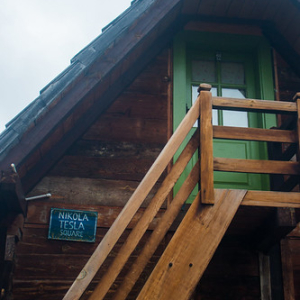 • <a style="font-size:0.8em;" href="http://www.flickr.com/photos/96122682@N08/37274655434/" target="_blank">View on Flickr</a>