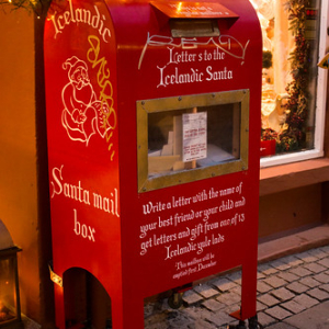 • <a style="font-size:0.8em;" href="http://www.flickr.com/photos/96122682@N08/37709493004/" target="_blank">View on Flickr</a>