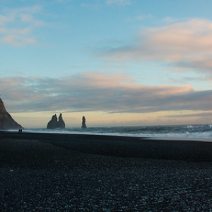 Vik Vik • <a style="font-size:0.8em;" href="http://www.flickr.com/photos/96122682@N08/24552865778/" target="_blank">View on Flickr</a>