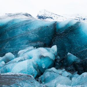 Glaciar Vatnajökull • <a style="font-size:0.8em;" href="http://www.flickr.com/photos/96122682@N08/24552898638/" target="_blank">View on Flickr</a>
