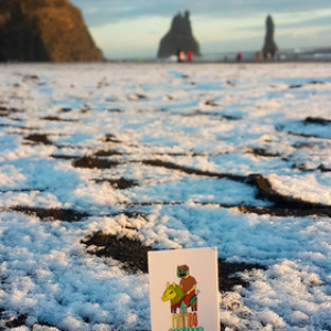 Mambo Viajero en Vik Mambo Viajero en Vik • <a style="font-size:0.8em;" href="http://www.flickr.com/photos/96122682@N08/38367948766/" target="_blank">View on Flickr</a>