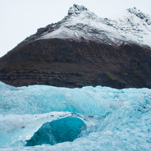 Glaciar Vatnajökull • <a style="font-size:0.8em;" href="http://www.flickr.com/photos/96122682@N08/37709234864/" target="_blank">View on Flickr</a>