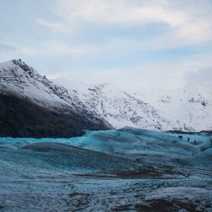 Glaciar Vatnajökull • <a style="font-size:0.8em;" href="http://www.flickr.com/photos/96122682@N08/38367957916/" target="_blank">View on Flickr</a>