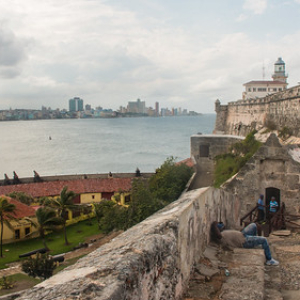 El morro • <a style="font-size:0.8em;" href="http://www.flickr.com/photos/96122682@N08/26689624478/" target="_blank">View on Flickr</a>