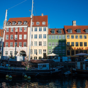 • <a style="font-size:0.8em;" href="http://www.flickr.com/photos/96122682@N08/38307564775/" target="_blank">View on Flickr</a>